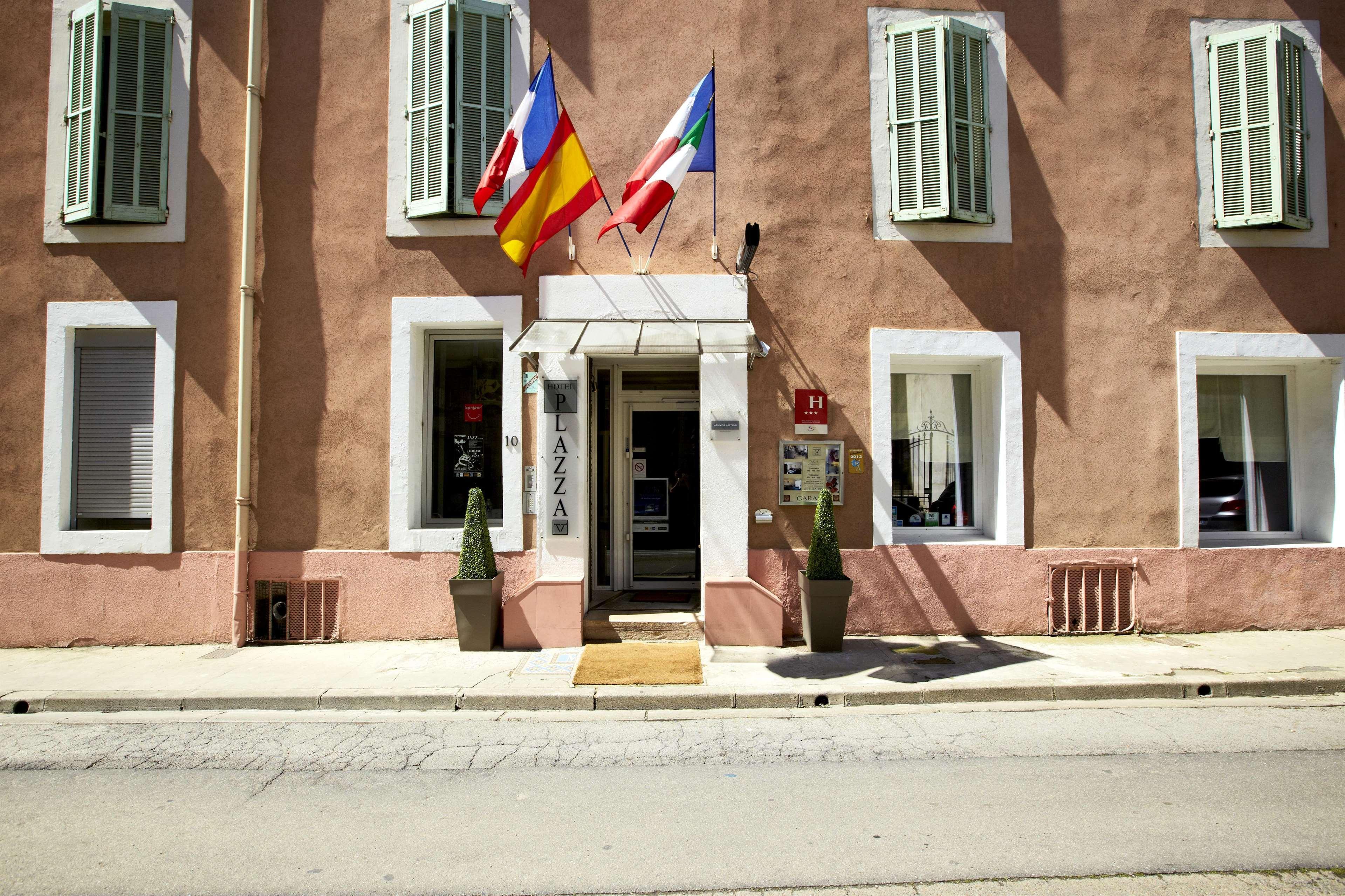 Kyriad Nimes Centre Exterior photo