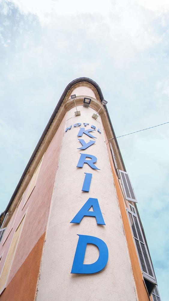 Kyriad Nimes Centre Exterior photo